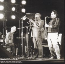With Stan Getz and Dizzy Gllespie during the 1986 tour that inspired the composition 'Dizzy's Dream'.